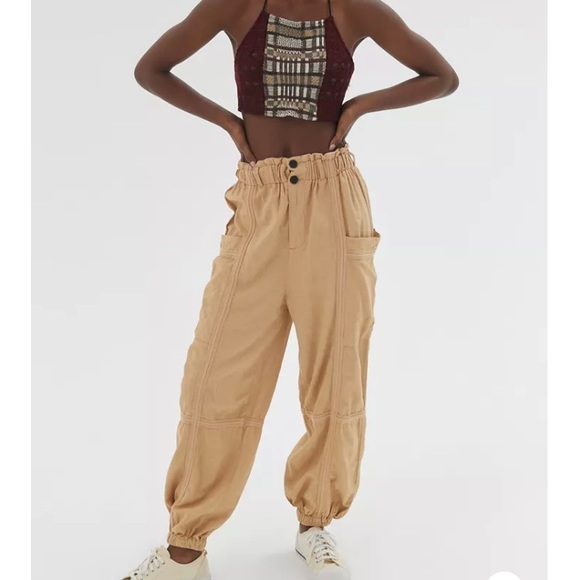 SOLD! UO Pants Isla Slouchy Linen Jogger Cargo Paperbag Pants Tan XS - Picture 2 of 16
